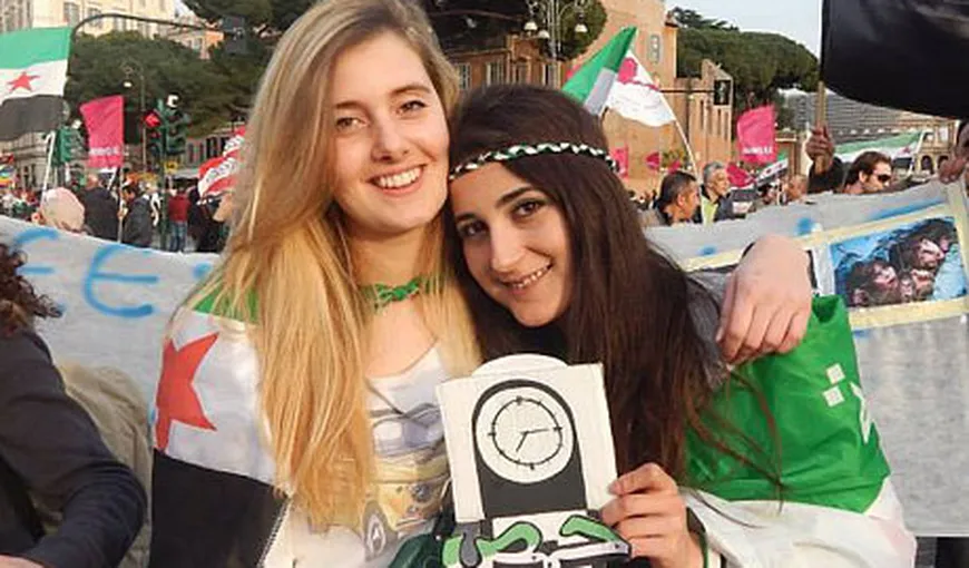 Lucrătoarele umanitare GRETA şi VANESSA răpite în Siria s-au întors în Italia