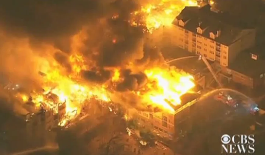 Incendiu de proporţii la un complex de locuinţe din New Jersey. Sute de apartamente au fost DISTRUSE