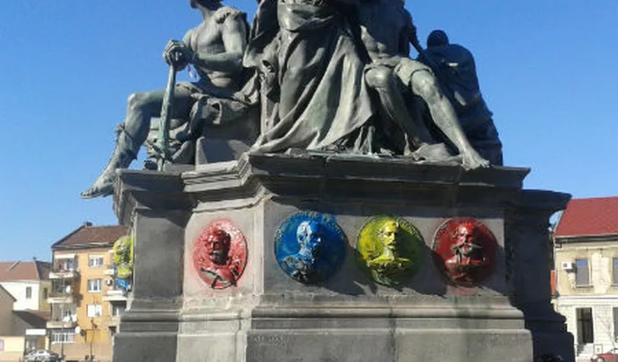 Statuia Libertăţii din Parcul Reconcilierii din Arad a fost vandalizată