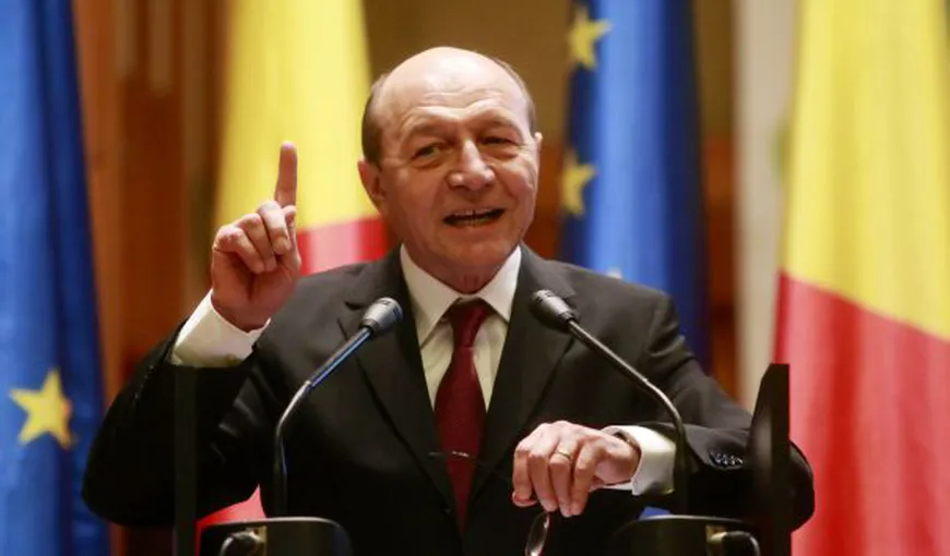 Traian Băsescu, ieşire nervoasă pe Facebook şi atacuri la adresa „mogulilor”