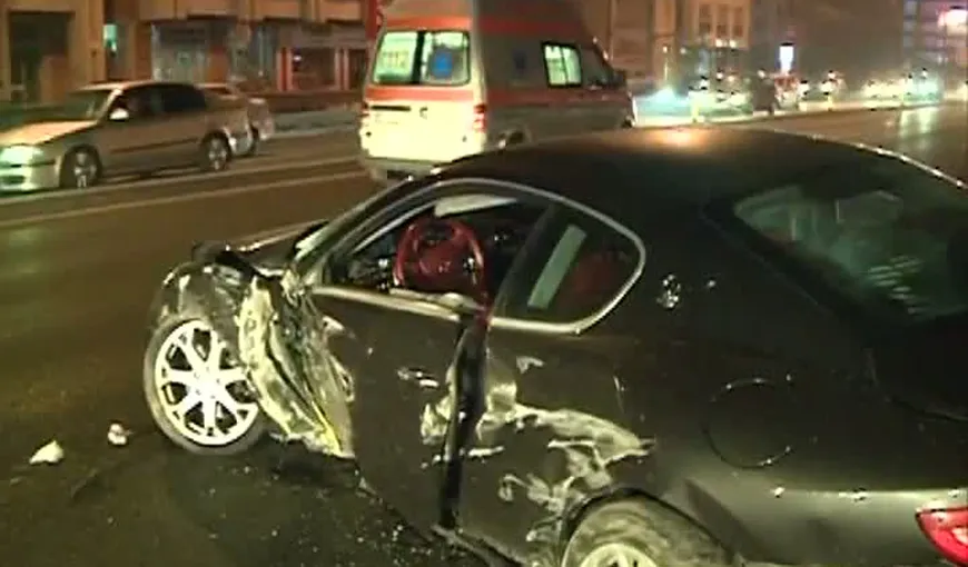 Accident GRAV lângă Bucureşti. O maşină de lux a fost distrusă VIDEO