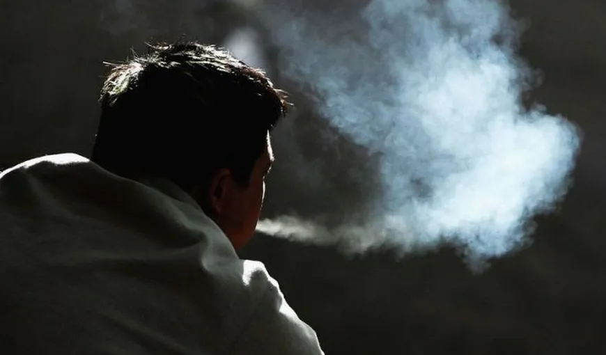 AVERTISMENT OMS: Tutunul provoacă decesul a peste jumătate dintre fumători