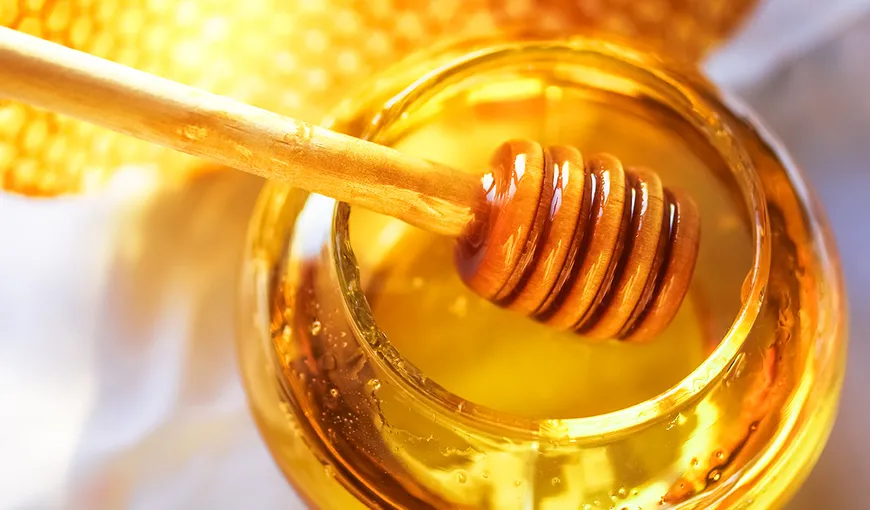 SĂNĂTATEA TA: Dieta cu miere de albine