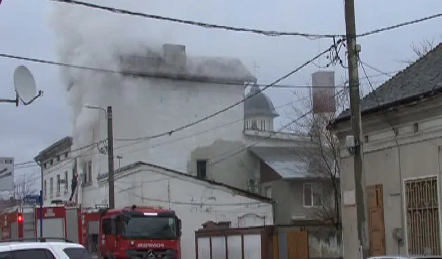 Incendiu la fabrica de pâine. Toţi angajaţii au fost evacuaţi VIDEO