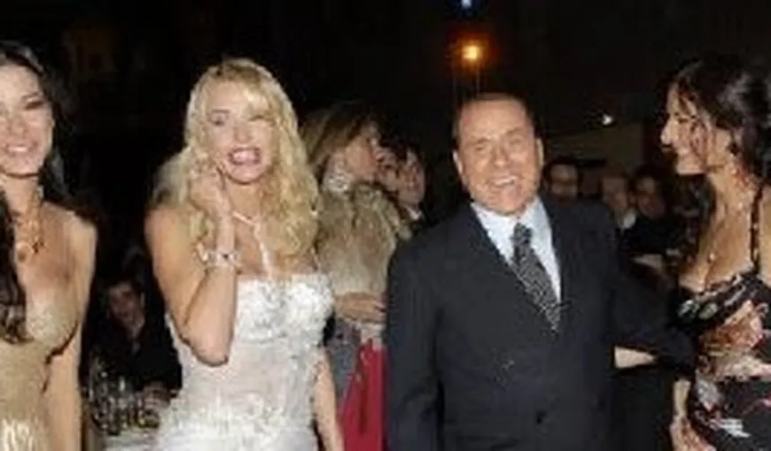 Percheziţii la fostele prostituate ale lui Berlusconi. Este vizată şi românca Ioana Vişan