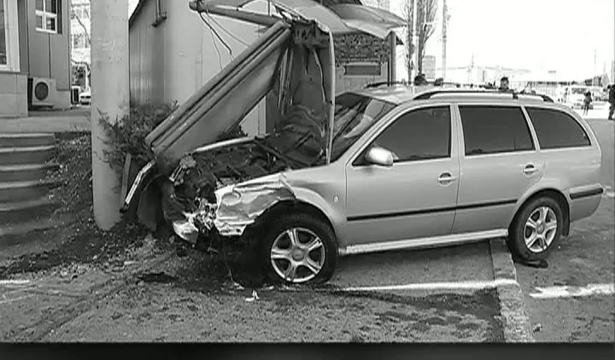 TRAGEDIE provocată de un şofer băut în Constanţa. O tânără a ajuns în stare gravă la spital