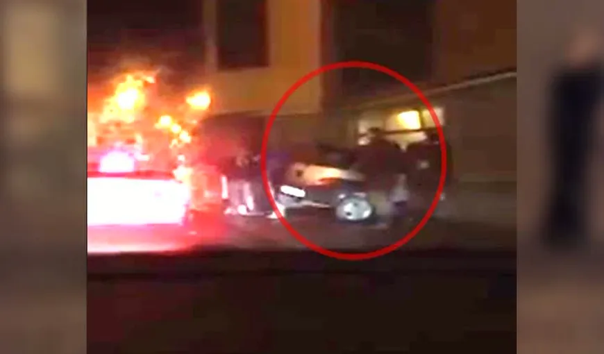 Accident spectaculos la Craiova. O şoferiţă a intrat cu maşina într-un restaurant