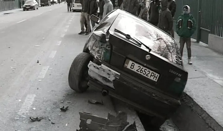 O şoferiţă a provocat un accident şi a ajuns în stare gravă la spital VIDEO