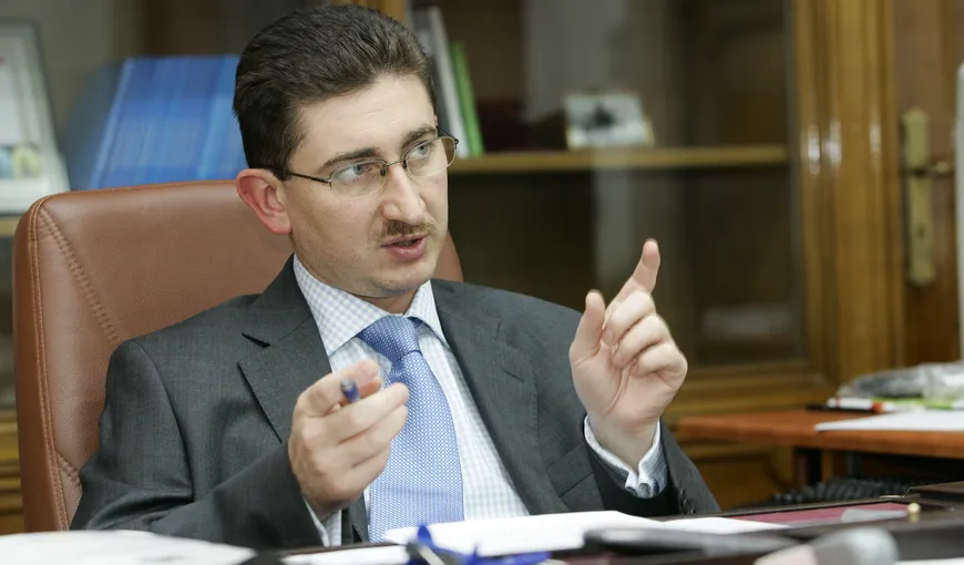 Bogdan Chiriţoiu, preşedintele reconfirmat al Consiliului Concurenţei, şi-a depus jurământul de investitură