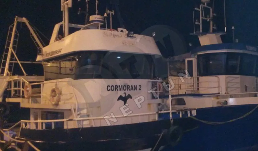 Pescadorul „Cormoranul 2” a ajuns în Portul Mangalia după 30 de ore de la apelul de urgenţă