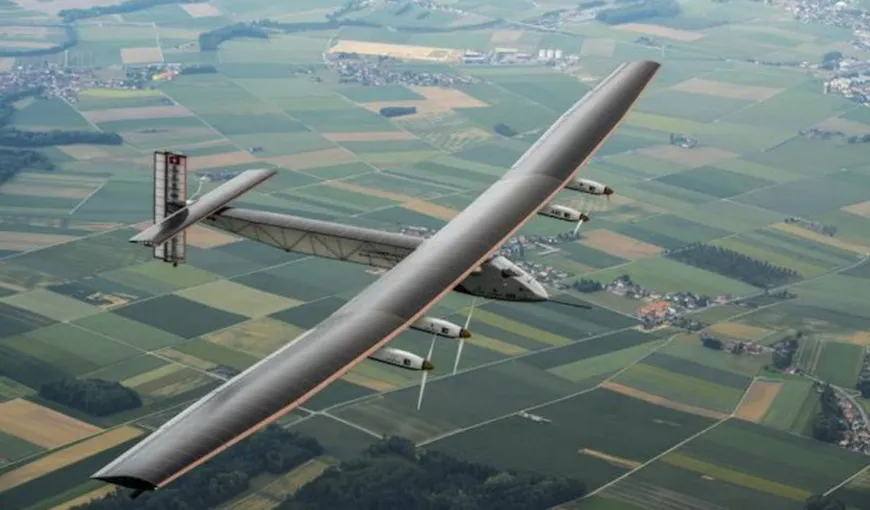 Primul zbor fără carburant: Avionul solar Impulse 2 face TURUL LUMII numai cu energie solară