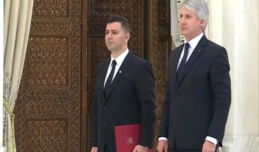 Miniştrii Eugen Teodorovici şi Marius Nica au depus jurământul la Cotroceni. Ce le-a transmis Klaus Iohannis
