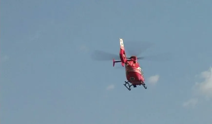 Un bărbat, dus cu elicopterul SMURD la spital după ce a încercat să se sinucidă