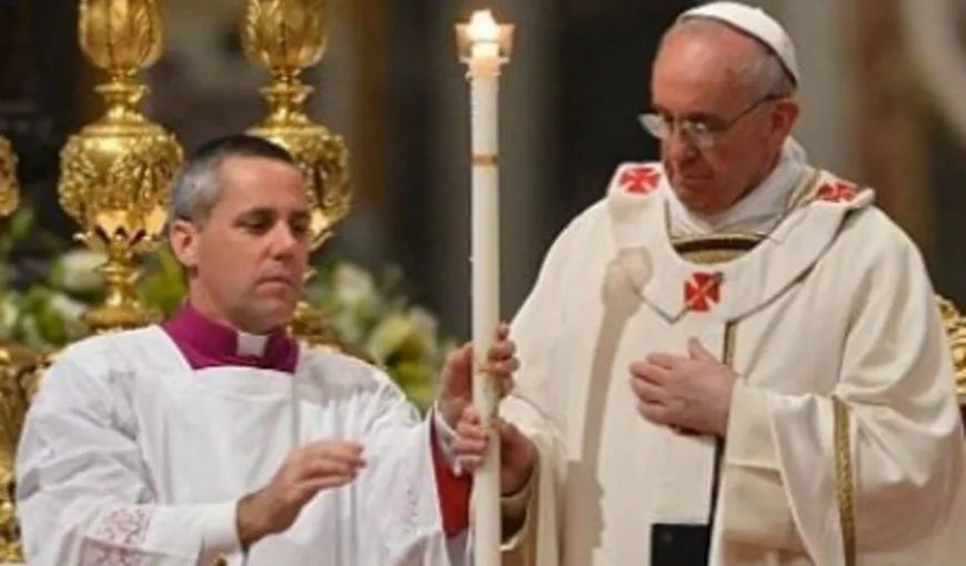 Papa Francisc a oficiat slujba de Înviere la Vatican