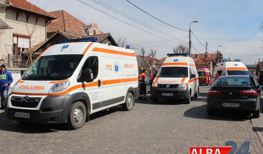 Patru tineri din Alba, transportaţi de URGENŢĂ la spital, după ce au consumat ETNOBOTANICE VIDEO
