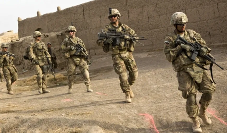 Victor Ponta: Doi dintre militarii răniţi în Afganistan sunt în stare bună şi au fost externaţi