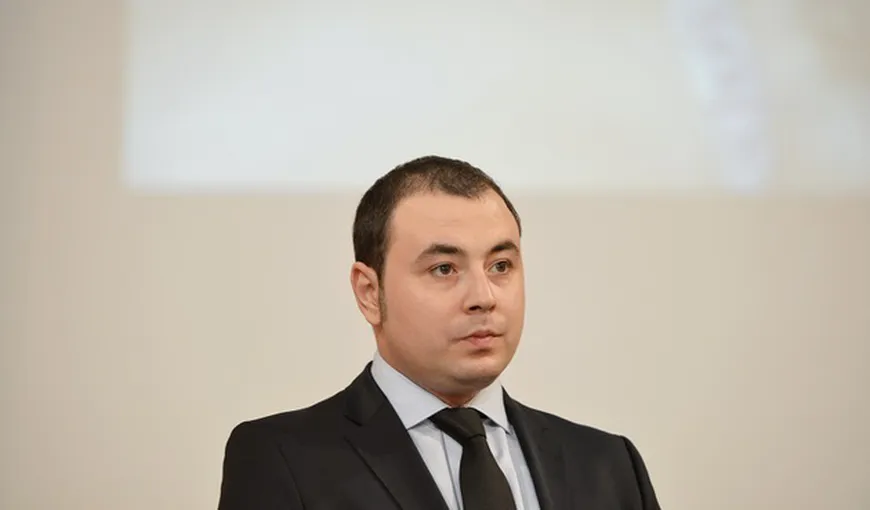 SCHIMB DE REPLICI. Consilierul prezidenţial Andrei Muraru răspunde „IRONIILOR” ministrului Culturii