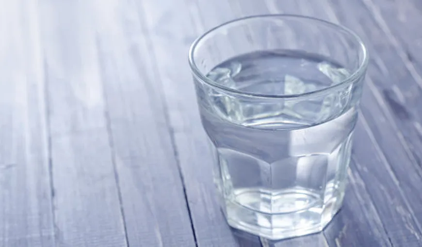 Aceste probleme de sănătate apar când bei puţină apă zi de zi