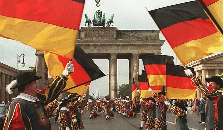 Germanii cred că politica ţării lor este încă influenţată de cel de-Al Doilea Război Mondial