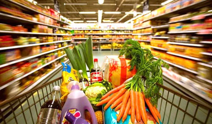 Magazinele scumpesc alimentele înaintea reducerii TVA