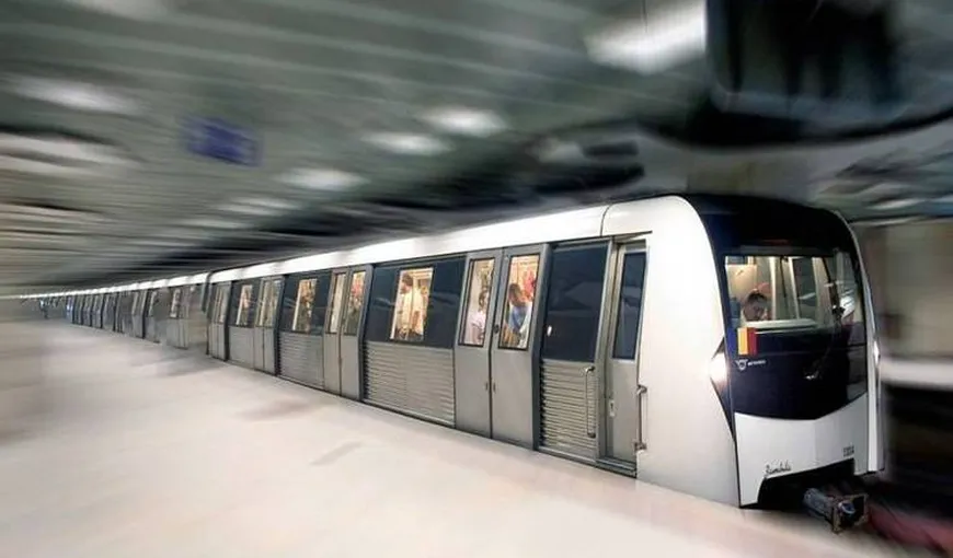 „ŞCOALA ALTFEL” la metrou. Elevii pot afla cum arată cabina unui tren de metrou şi cum circulă acesta