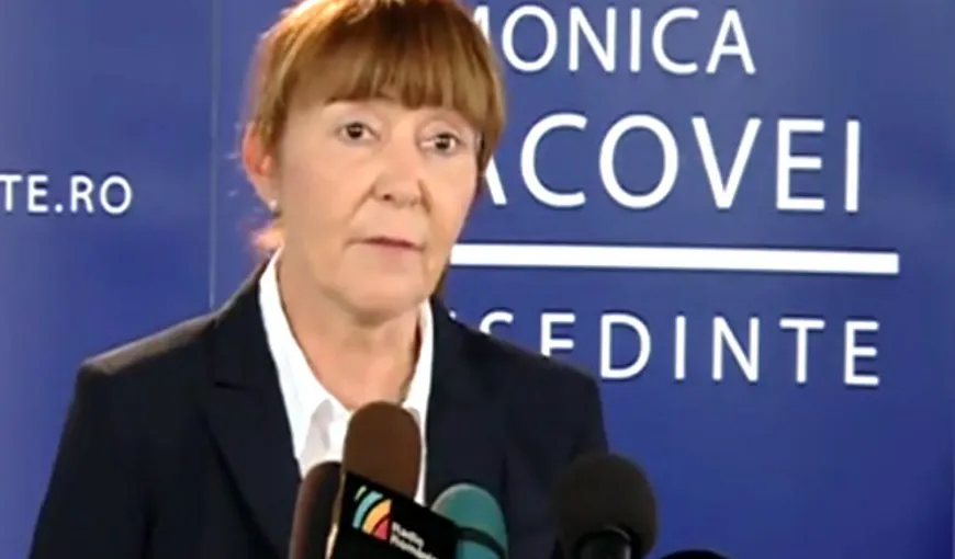 Monica Macovei, prinsă cu ilegalităţi. AEP a confiscat aproape 300.000 de lei destinaţi campaniei electorale