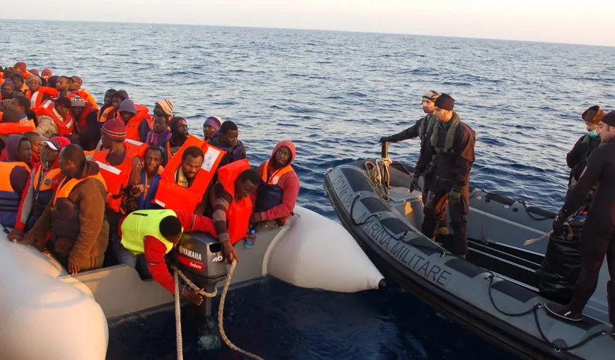 SOS pe Mediterana: Încă o ambarcaţiune se scufundă. 24 de oameni au murit