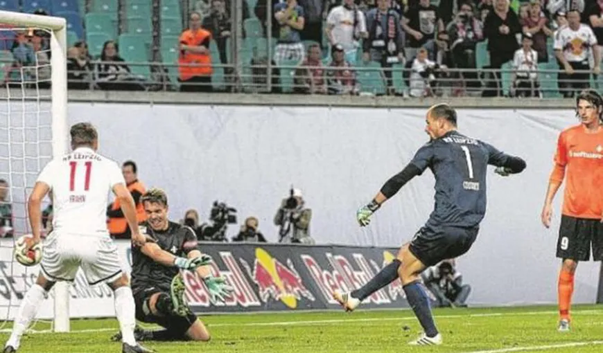 Portarul care a devenit erou: A marcat golul victoriei în prelungiri. VIDEO