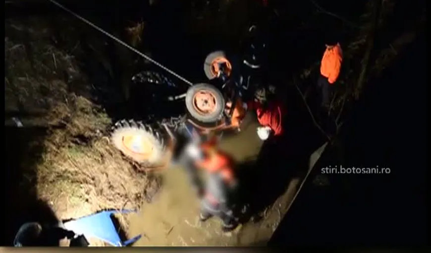 Tractorist mort, după ce a căzut cu tractorul într-o râpă de 7 metri VIDEO
