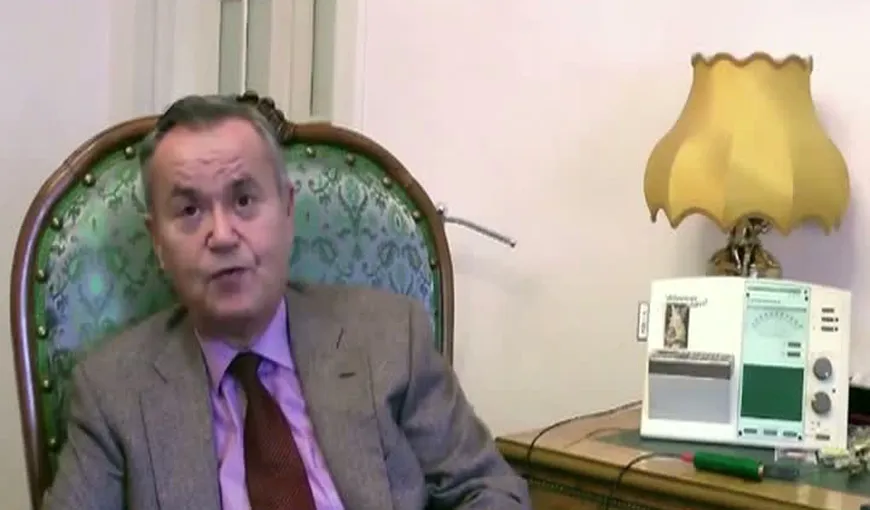 Scandal în diplomaţie. Ambasadorul român în Cehia, personaj într-o reclamă la un aparat de detoxifiere VIDEO