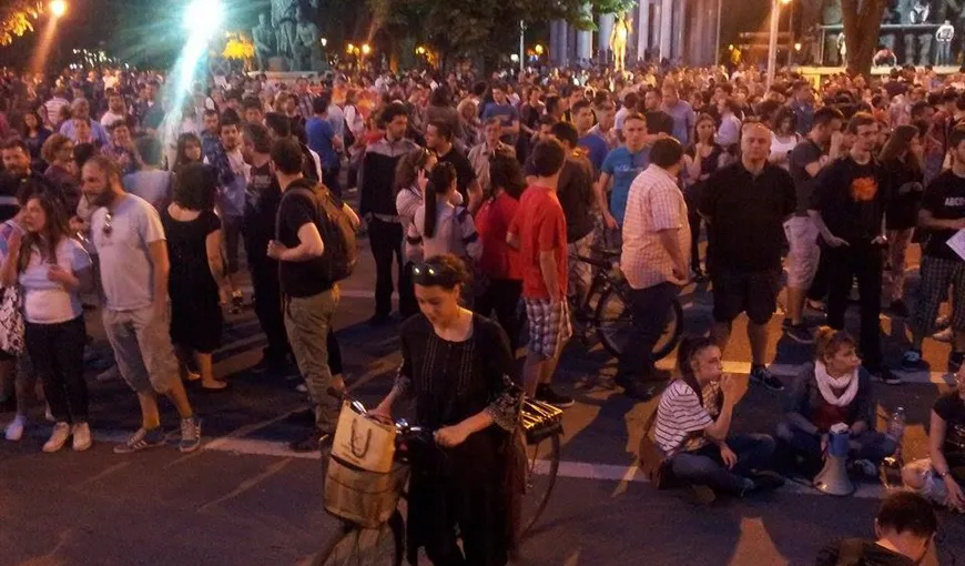 Manifestaţii de amploare în Macedonia pentru demisia Guvernului