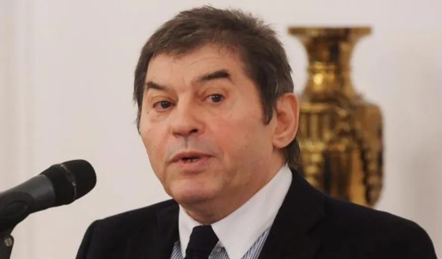 Fostul şef al Camerei de Comerţ, Mihail Vlasov, către jurnalişti după audierea la DNA: Nu ţi-e ruşine? VIDEO