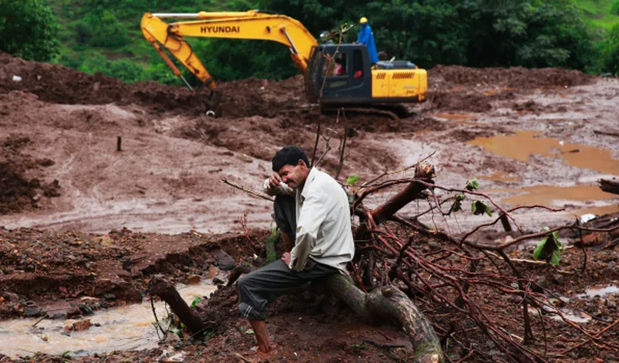 O nouă TRAGEDIE în Nepal: Alunecări de teren soldate cu cel puţin 27 de morţi
