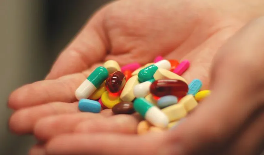 Peste 2.000 de medicamente cu preţuri accesibile au dispărut de pe piaţă în ultimii ani, dintre care 700 numai în 2015