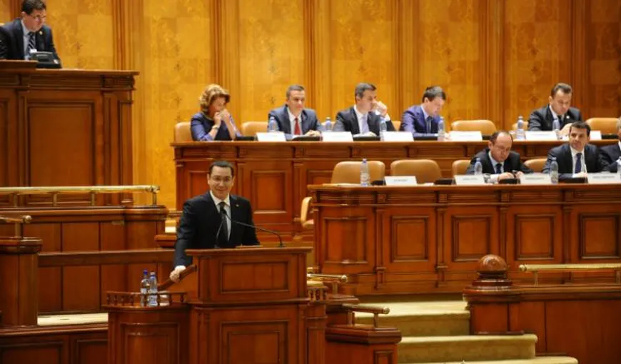 MOŢIUNEA DE CENZURĂ A PICAT. Victor Ponta rămâne premier. Doar 194 de parlamentari au votat „pentru”