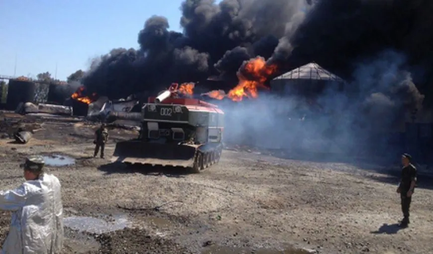 Incendiul din Ucraina se agravează. Militarii intervin cu tancuri modificate pentru a-i pune capăt