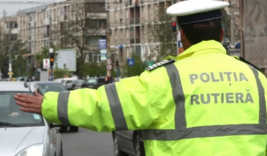 Şofer care conducea de 15 ani FĂRĂ PERMIS, depistat în Bucureşti