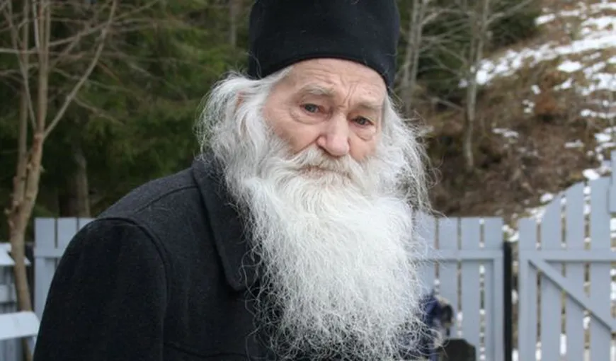 Călugarii lui Iustin Pârvu, scrisoare deschisă preşedintelui Klaus Iohannis