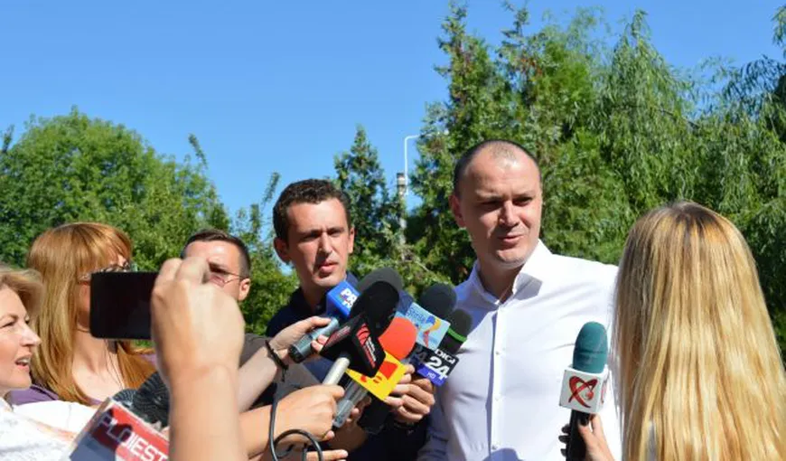 Sebastian Ghiţă şi Iulian Bădescu, fost primar al Ploieştiului, au fost trimişi în judecată de DNA