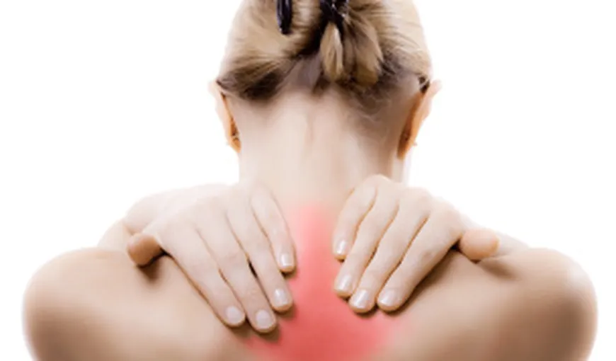 Ştiai că folosind o simplă curea poţi scăpa de durerile de spate?