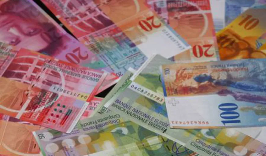 CURS BNR: Euro rămâne la 4,42 lei la cursul BNR. Francul scade, dolarul creşte