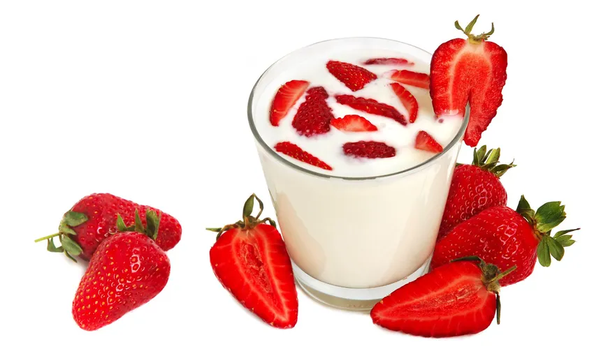 Ce conţine iaurtul cu fructe: La ce trebuie să fii atent când citeşti eticheta