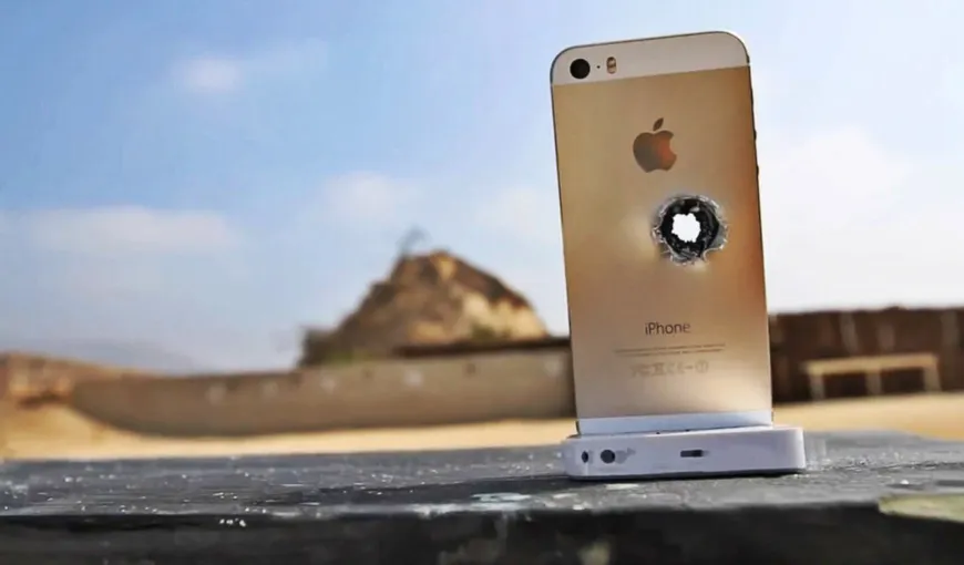 De câte iPhone-uri e nevoie pentru a opri un glonţ VIDEO