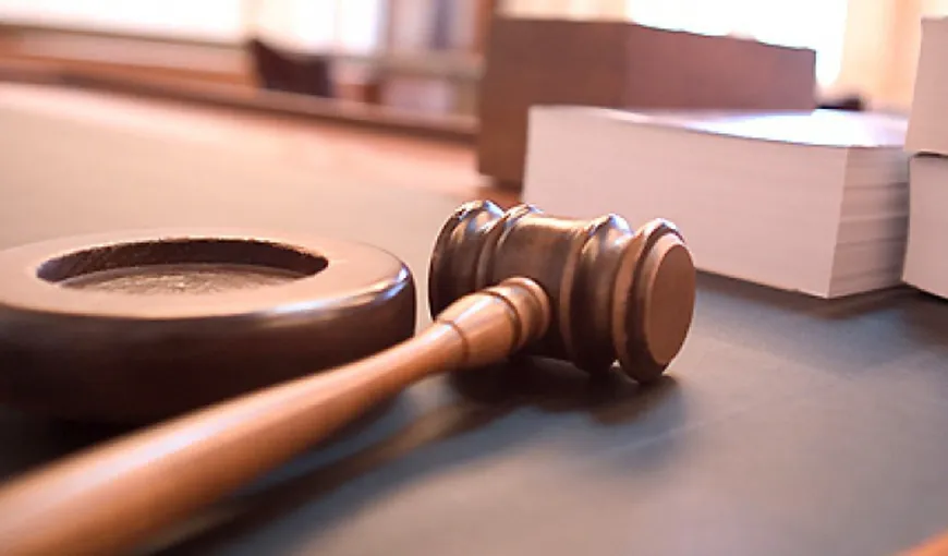 Judecătoare din Giurgiu, EXCLUSĂ din magistratură pentru ÎNTÂRZIERI în soluţionarea dosarelor