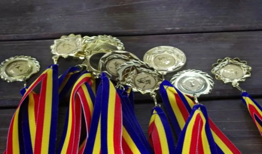 Medalii de aur şi argint câştigate de elevii români la Olimpiada Internaţională de Fizică