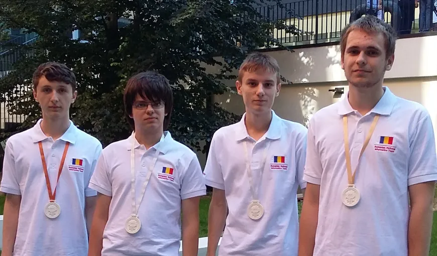Patru medalii pentru elevii români la Olimpiada de Informatică a Europei Centrale