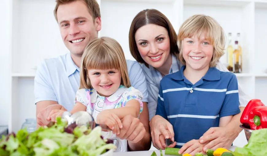 Reţete pentru toata familia: Salate sănătoase şi delicioase, de sezon