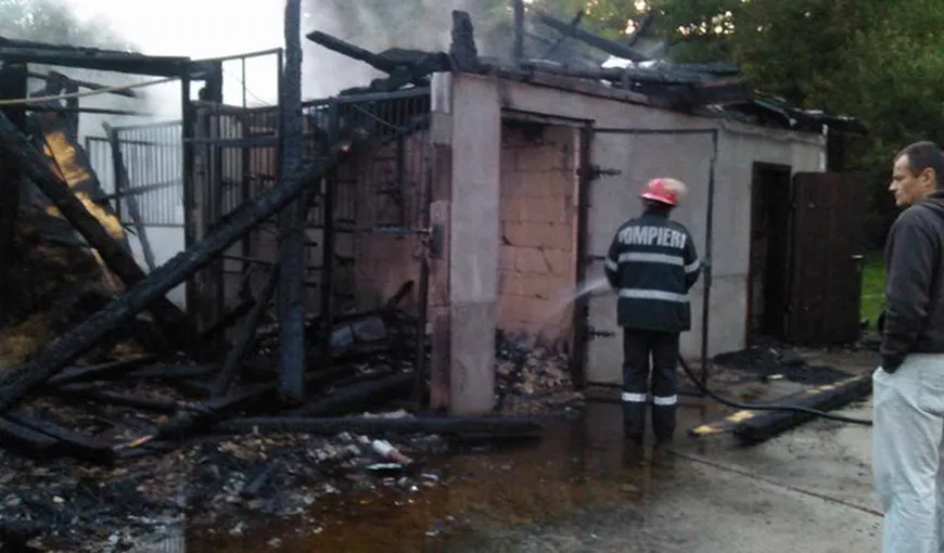 Incendiu la un centru de echitaţie, în Sibiu. Un cal a murit, zeci de tone de fân au ars