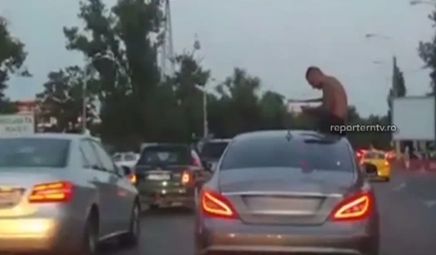 Tânărul care a ieşit pe trapa limuzinei de lux, în Mamaia, a fost AMENDAT VIDEO