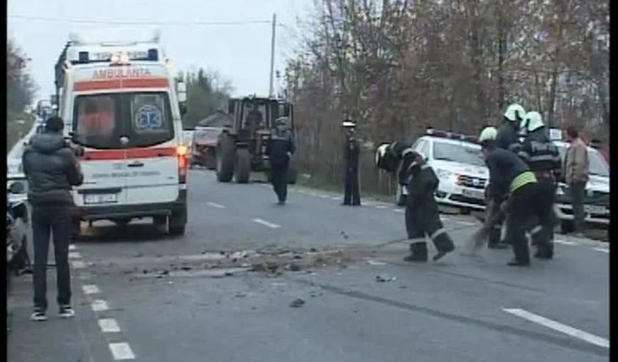 Accident în lanţ, în Vâlcea: Două femei şi un copil au ajuns la spital